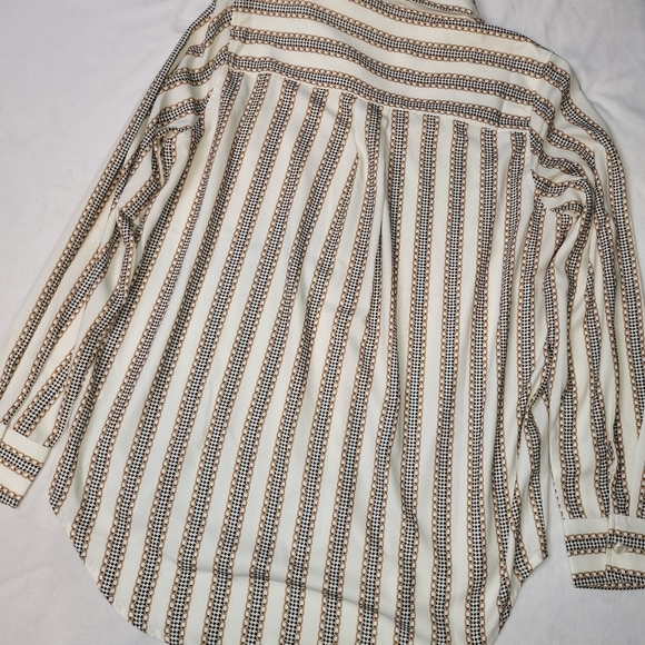 12th Tribe Classic Blouse Women's Size Medium Gold Chain Houndstooth Print - Picture 8 of 11